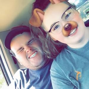 Meet your Posher, Caitlin